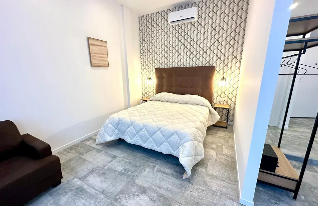 Living Lake Como - Apartments & Parking-1